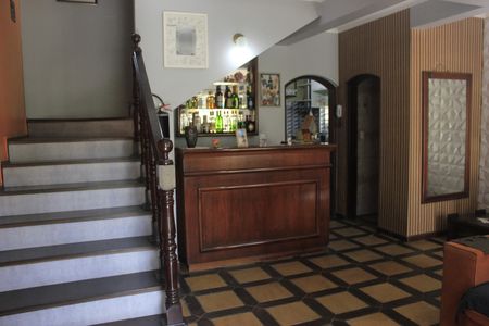 Casa à venda com 180m², 4 quartos e 2 vagasSala 