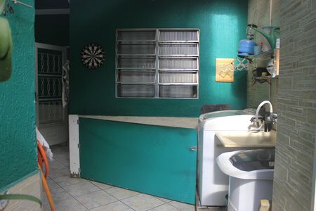 Casa à venda com 180m², 4 quartos e 2 vagasLavanderia e Quintal 