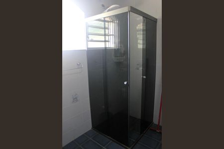 Casa à venda com 180m², 4 quartos e 2 vagasBanheiro social 