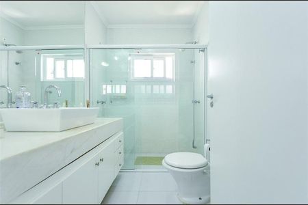 Casa à venda com 264m², 4 quartos e 3 vagas