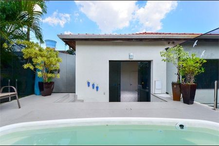Casa à venda com 264m², 4 quartos e 3 vagas