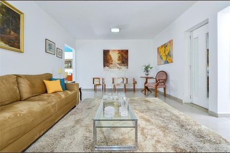 Casa à venda com 264m², 4 quartos e 3 vagas