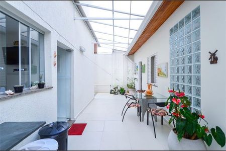 Casa à venda com 264m², 4 quartos e 3 vagas