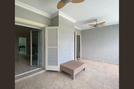 Casa de condomínio à venda com 610m², 4 quartos e 4 vagas