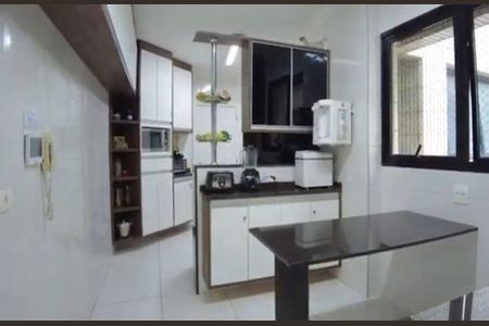 Apartamento à venda com 227m², 5 quartos e 3 vagas