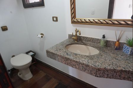 Lavabo de casa de condomínio à venda com 4 quartos, 322m² em Alphaville, Santana de Parnaíba