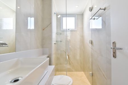 Apartamento para alugar com 56m², 2 quartos e 1 vaga Apartamento para alugar com 56m², 2 quartos e 1 vagaBanheiro social