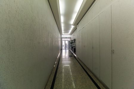 Apartamento para alugar com 75m², 3 quartos e sem vaga Apartamento para alugar com 75m², 3 quartos e sem vagaHall