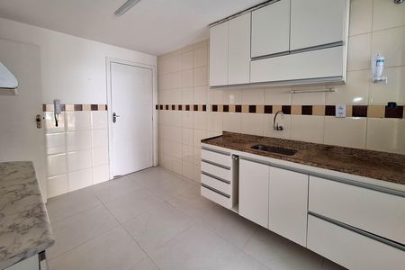 Casa de condomínio à venda com 115m², 3 quartos e 2 vagasCozinha