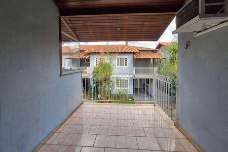 Casa de condomínio à venda com 115m², 3 quartos e 2 vagasVaranda da Suíte 1