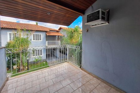 Casa de condomínio à venda com 115m², 3 quartos e 2 vagasVaranda da Suíte 1