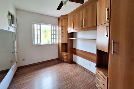 Casa de condomínio à venda com 115m², 3 quartos e 2 vagasSuíte 1