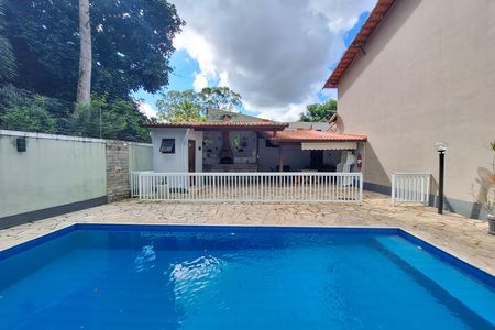 Casa de condomínio à venda com 115m², 3 quartos e 2 vagasÁrea comum
