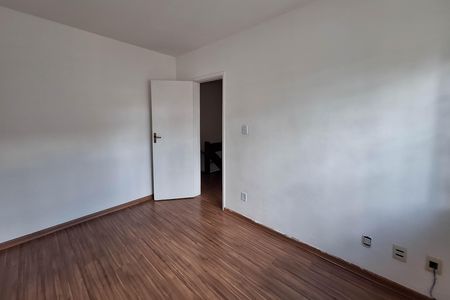 Casa de condomínio à venda com 115m², 3 quartos e 2 vagasQuarto 2