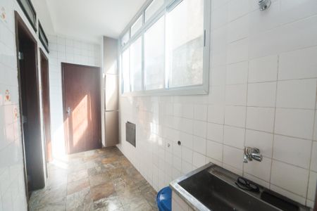 Apartamento para alugar com 130m², 4 quartos e 2 vagasÁrea de Serviço