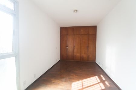Apartamento para alugar com 130m², 4 quartos e 2 vagassuite 