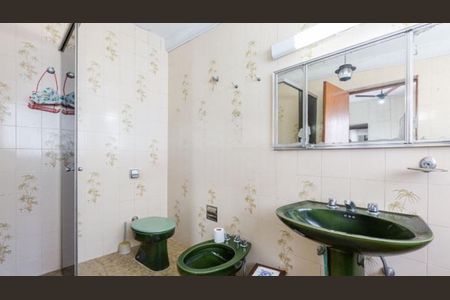Casa à venda com 248m², 4 quartos e 2 vagas