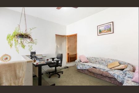 Casa à venda com 248m², 4 quartos e 2 vagas