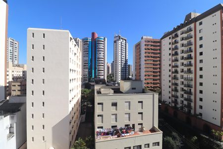 Apartamento à venda com 77m², 2 quartos e 2 vagasVista Quarto 2 Suíte