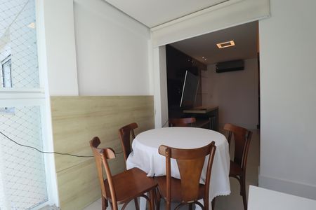 Apartamento à venda com 77m², 2 quartos e 2 vagasVaranda gourmet