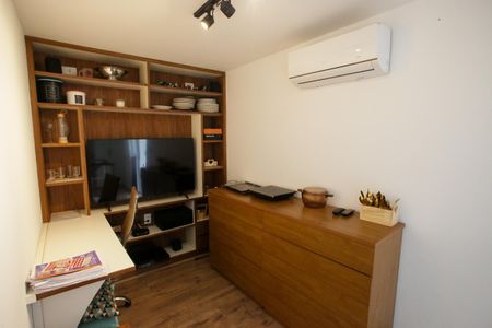 Apartamento à venda com 118m², 3 quartos e 2 vagasEscritório