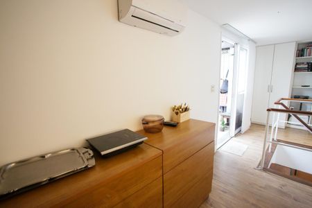Apartamento à venda com 118m², 3 quartos e 2 vagasEscritório