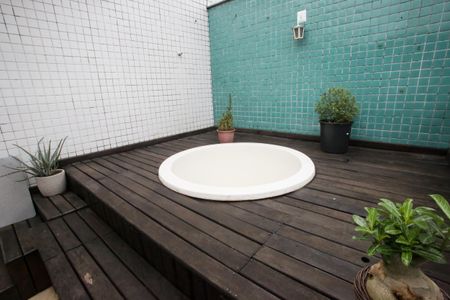 Apartamento à venda com 118m², 3 quartos e 2 vagasPiscina