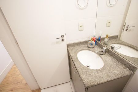 Apartamento à venda com 118m², 3 quartos e 2 vagasBanheiro Social