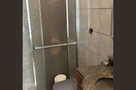 Casa à venda com 4 quartos, 200m² em Chácara Inglesa, São Paulo