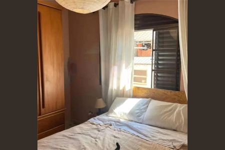 Casa à venda com 4 quartos, 200m² em Chácara Inglesa, São Paulo