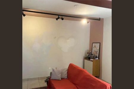 Casa à venda com 4 quartos, 200m² em Chácara Inglesa, São Paulo