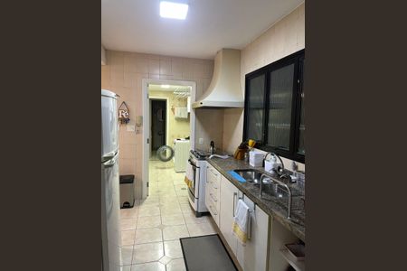 Apartamento à venda com 178m², 3 quartos e 3 vagasCozinha