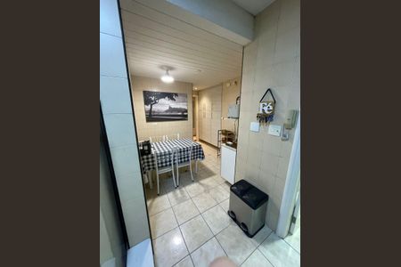 Apartamento à venda com 178m², 3 quartos e 3 vagasCozinha