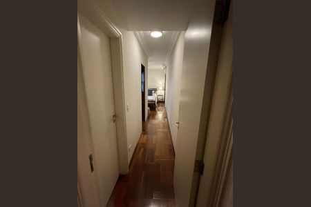Apartamento à venda com 178m², 3 quartos e 3 vagasCorredor