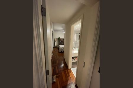 Apartamento à venda com 178m², 3 quartos e 3 vagasCorredor