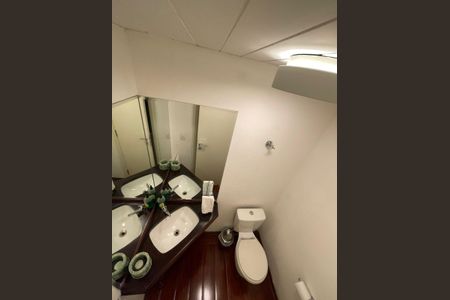 Apartamento à venda com 178m², 3 quartos e 3 vagasBanheiro