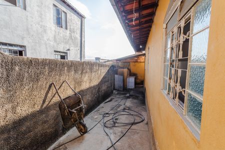 Studio para alugar com 50m², 1 quarto e sem vaga Studio para alugar com 50m², 1 quarto e sem vagaEntrada