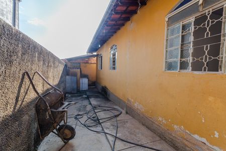 Studio para alugar com 50m², 1 quarto e sem vaga Studio para alugar com 50m², 1 quarto e sem vagaEntrada