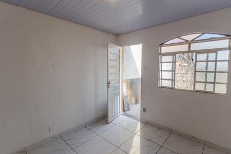 Studio para alugar com 50m², 1 quarto e sem vaga Studio para alugar com 50m², 1 quarto e sem vagaSala
