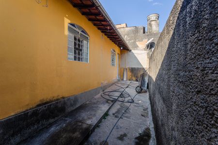 Studio para alugar com 50m², 1 quarto e sem vaga Studio para alugar com 50m², 1 quarto e sem vagaEntrada