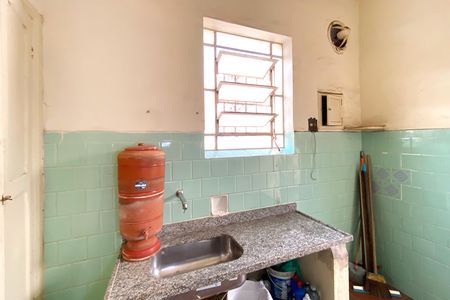 Cozinha de casa à venda com 4 quartos, 240m² em Floresta, Belo Horizonte