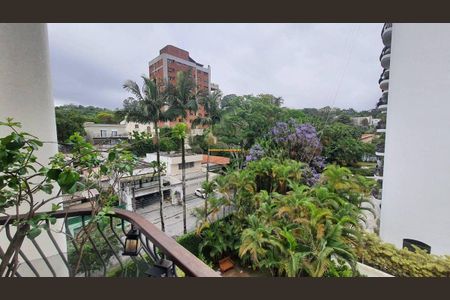 Apartamento à venda com 157m², 3 quartos e 4 vagas