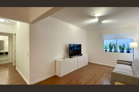 Apartamento à venda com 90m², 2 quartos e 1 vaga Apartamento à venda com 90m², 2 quartos e 1 vagaSala de TV