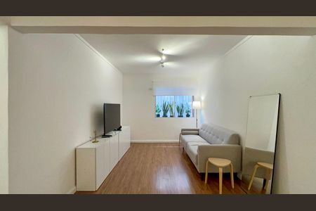 Apartamento à venda com 90m², 2 quartos e 1 vaga Apartamento à venda com 90m², 2 quartos e 1 vagaSala de TV