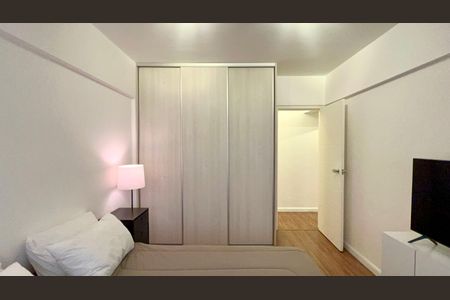 Apartamento à venda com 90m², 2 quartos e 1 vaga Apartamento à venda com 90m², 2 quartos e 1 vagaQuarto 1