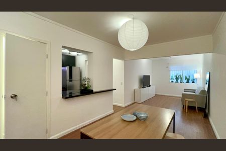 Apartamento à venda com 90m², 2 quartos e 1 vaga Apartamento à venda com 90m², 2 quartos e 1 vagaSala de Jantar