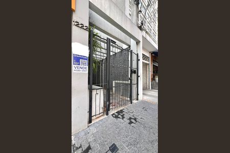 Apartamento à venda com 90m², 2 quartos e 1 vaga Apartamento à venda com 90m², 2 quartos e 1 vagaFachada