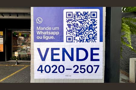 Apartamento à venda com 90m², 2 quartos e 1 vaga Apartamento à venda com 90m², 2 quartos e 1 vagaPlaca