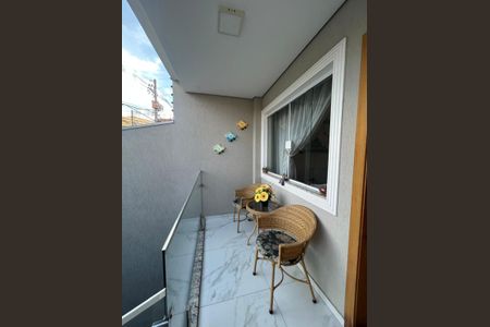 Casa à venda com 170m², 3 quartos e 5 vagas Casa à venda com 170m², 3 quartos e 5 vagasFoto 02