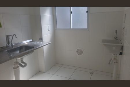 Cozinha de apartamento para alugar com 2 quartos, 47m² em Padre Miguel, Rio de Janeiro